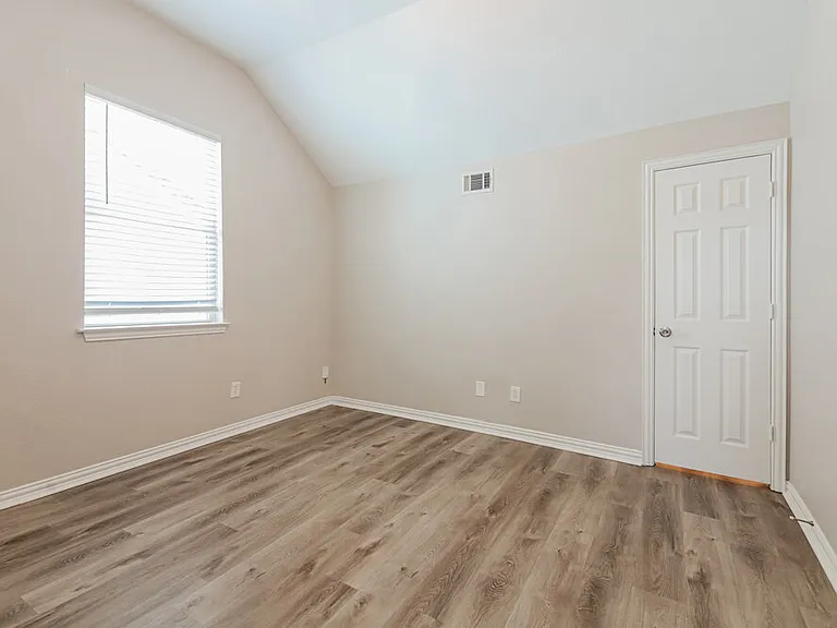 10200 Cedar Lake Dr — Photo 14
