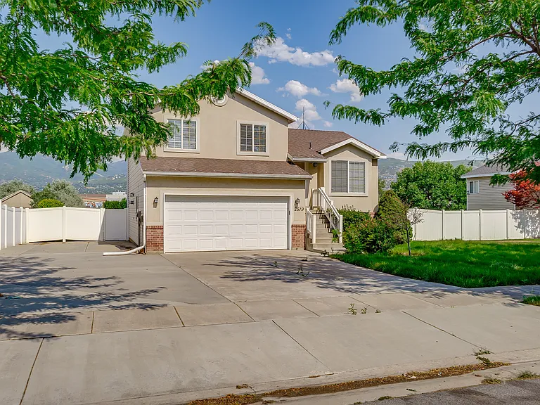 2519 S 1400 W — Photo 1