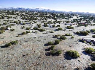 13 Estambre Rd, Santa Fe, NM 87508