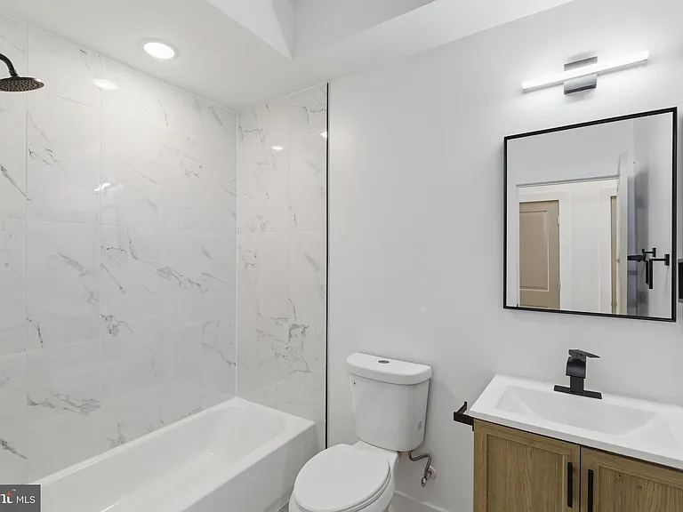 2532 N 11th St #2 — Photo 12