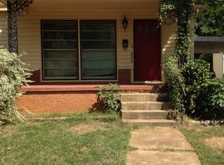 808 Micheaux Ave, Palestine, TX 75801