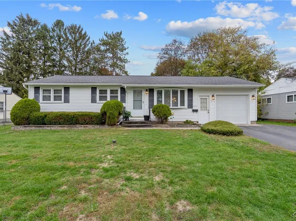 223 Lawdon St, North Syracuse, NY 13212