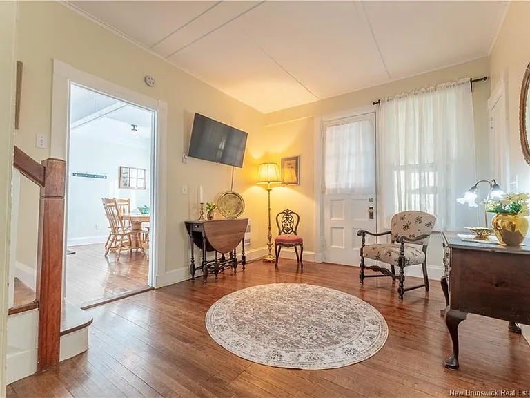 46 Reed Ave — Photo 29