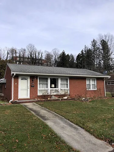 113 Spruce St Photo 1