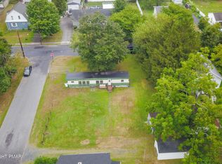 1 Oakland Ave, East Stroudsburg, PA