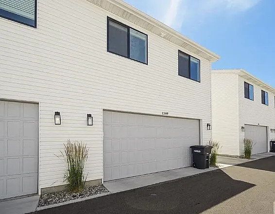 1389 Remington Trl — Photo 21