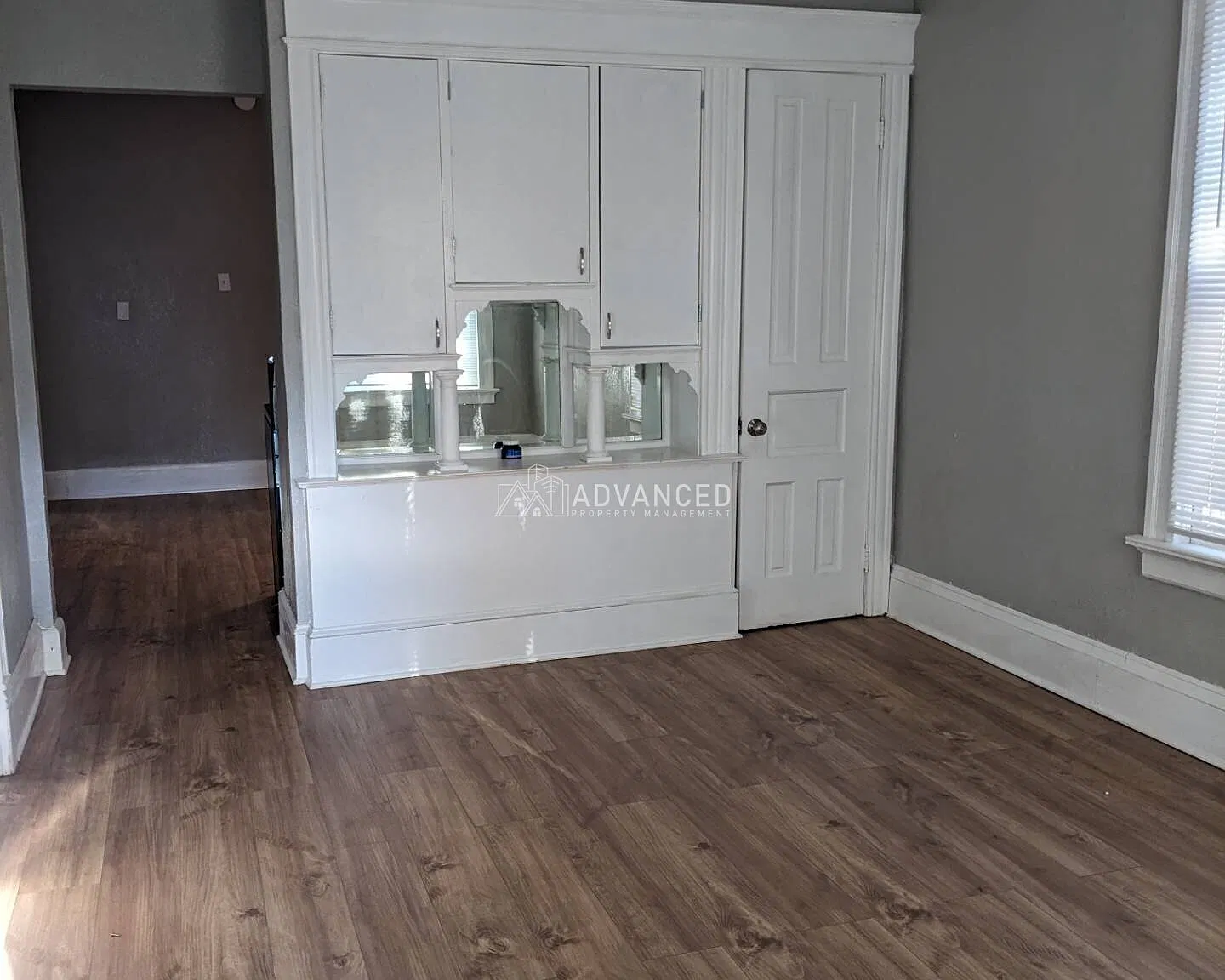 Newly listed 3 bedroom Lower Duplex Home — Photo 3