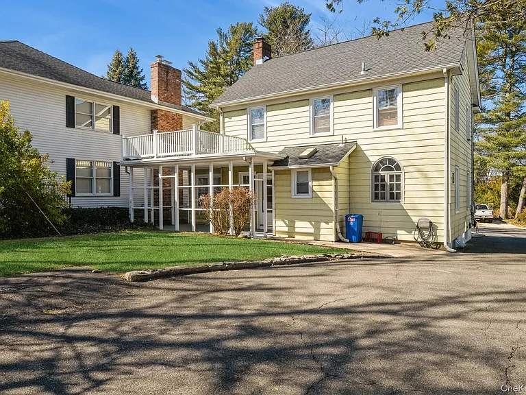 130 Soundview Rd — Photo 28