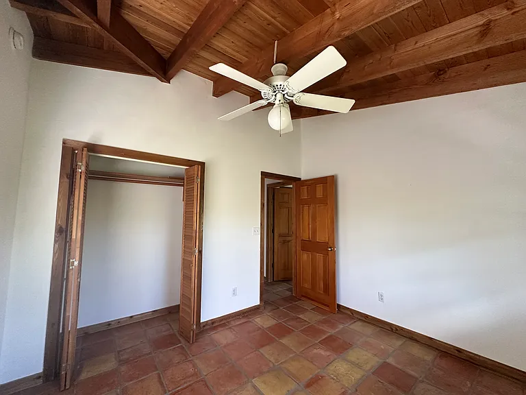 529 W Shore Dr — Photo 20