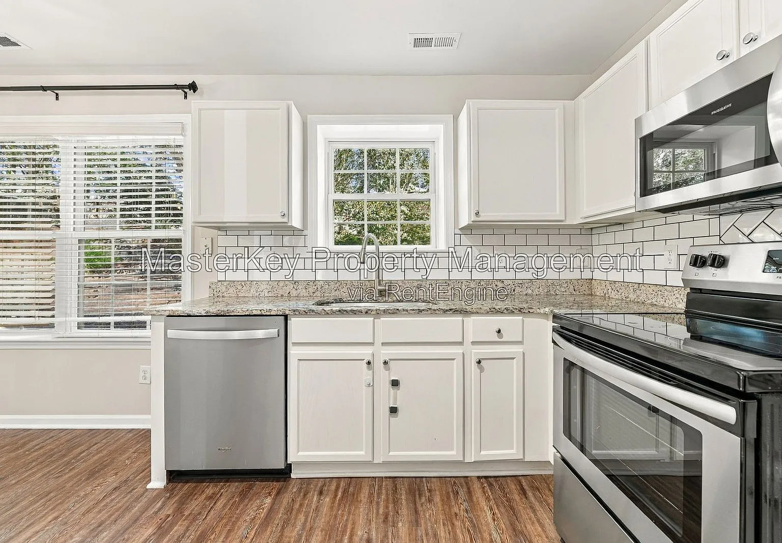 4 bed, 2.5 bath, 1775 sqft, $2,295 — Photo 3