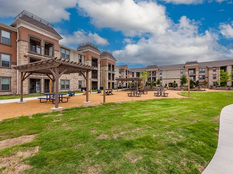 Luxia Grand Prairie — Photo 25