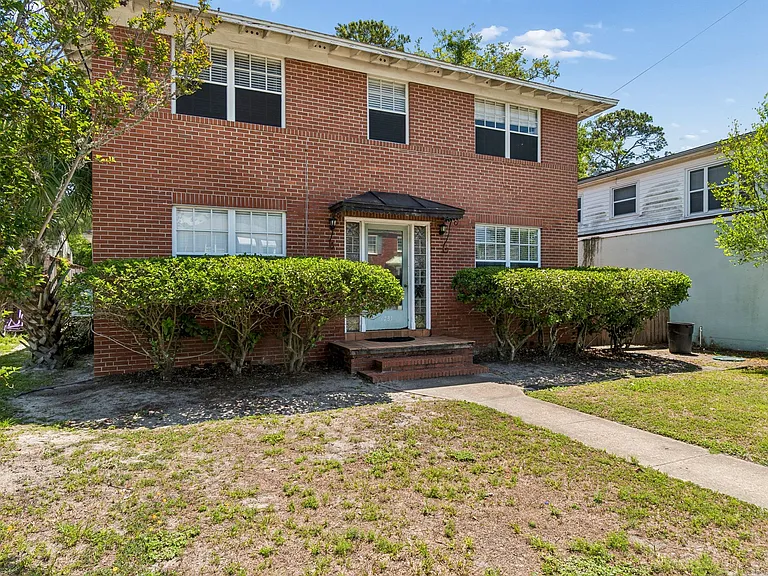 1731 Flagler Ave — Photo 7