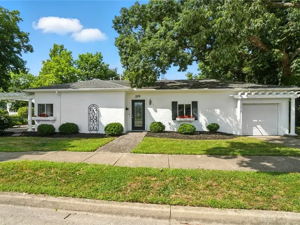 239 W Elm St, Tipp City, OH 45371