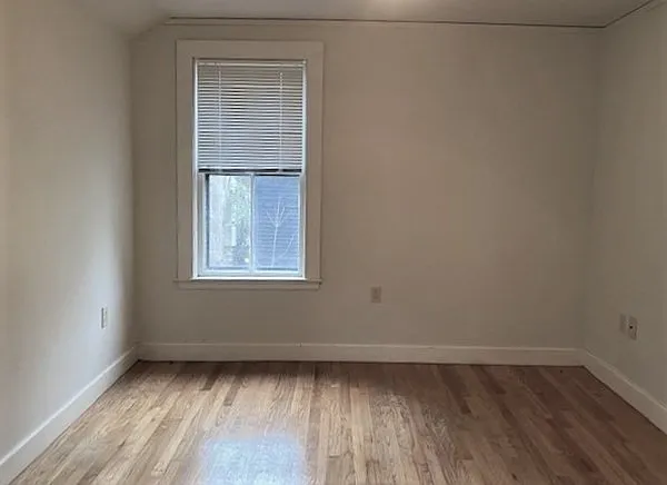 37 Pratt St #2 — Photo 6