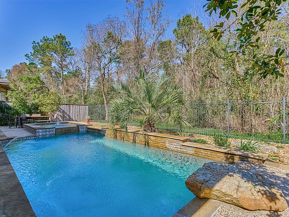 3rd image of 198 Lattice Gate St