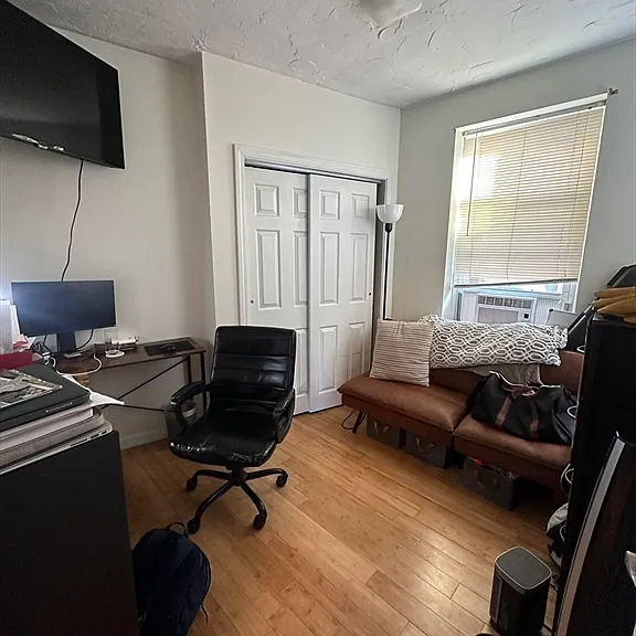 35 N Margin St #8 — Photo 9