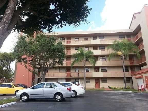 3rd image of 10233 NW 9th Street Cir #1