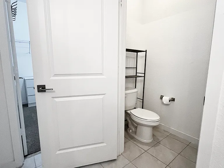 En-suite bathroom