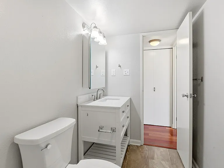 777 N Washington St #904 — Photo 28