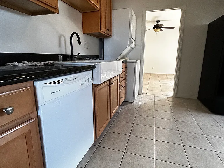 3324 Clairemont Mesa Blvd — Photo 2