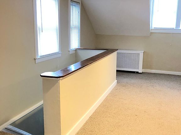 4th image of 87 Cloverdale Ave Floor 2