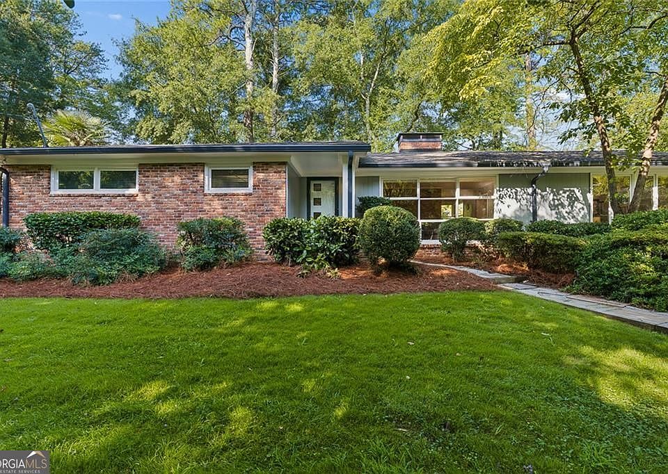 1st image of 774 Briar Park Ct NE