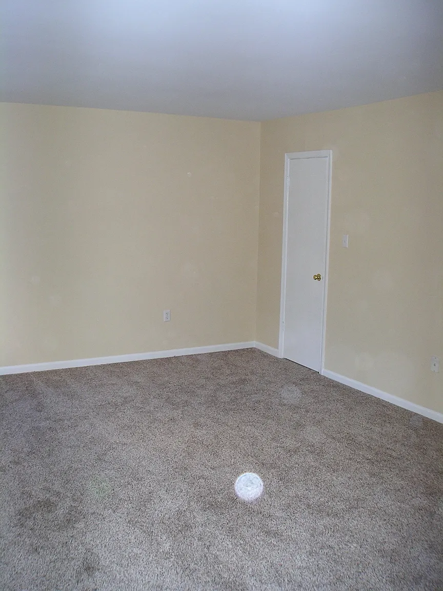 1242 Thomas Jefferson Pl photo 1