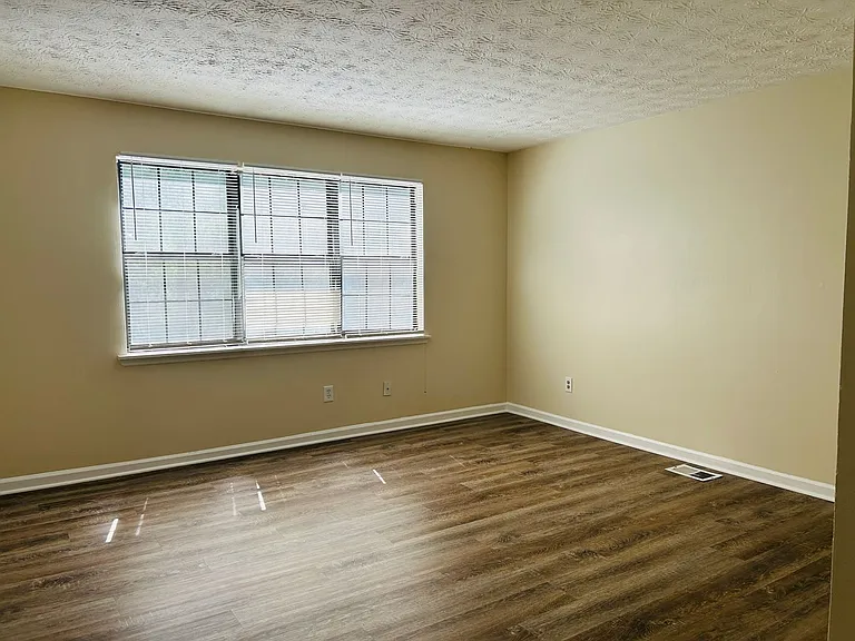 149 Appleton Boulevard — Photo 5