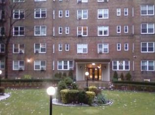 9941 64th Ave APT E5, Flushing, NY 11374