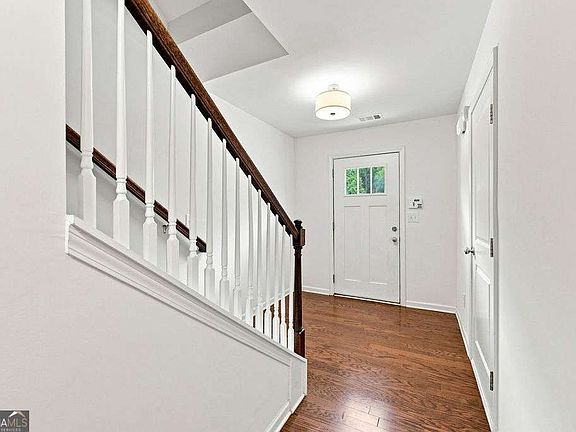 2nd image of 853 Society Cir SW
