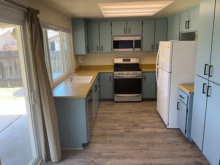 9600 Allegheny Dr — Photo 7