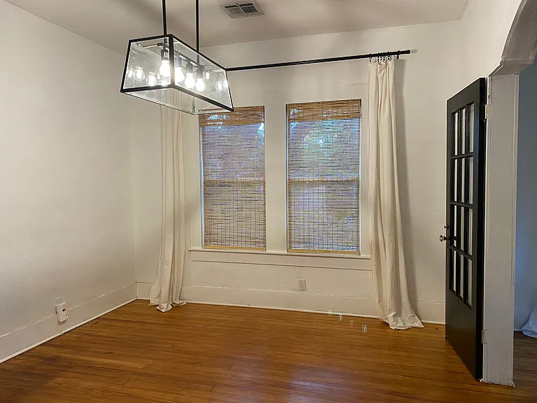 113 E 8th Ave — Photo 9