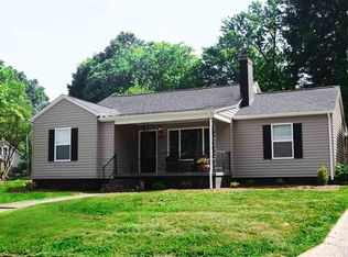 830 10th Ave NE, Hickory, NC 28601