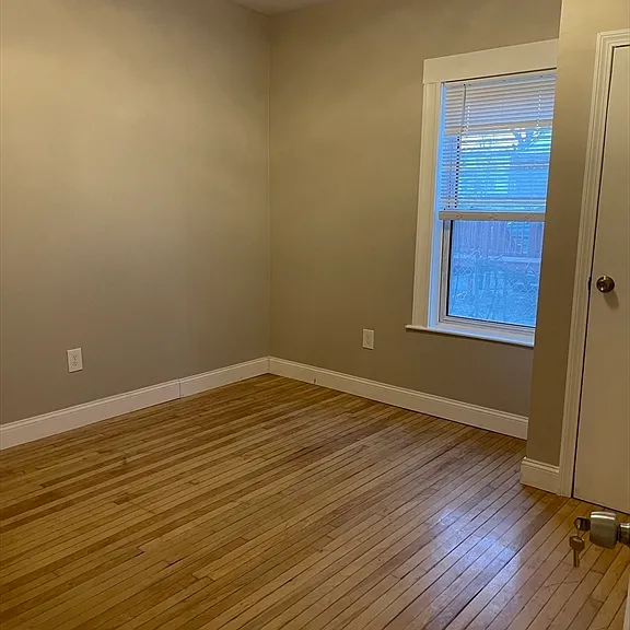 52 Houghton St #1 — Photo 13