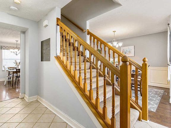 2nd image of 8048 Gladshire Blvd