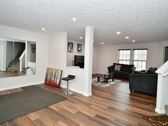 2nd image of 10929 Zimmerman Ln