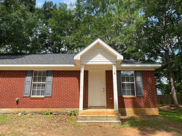 23135 Lincoln St #B, Robertsdale, AL 36567