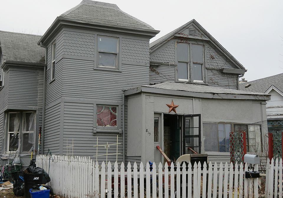 2nd image of 815 7th Ave