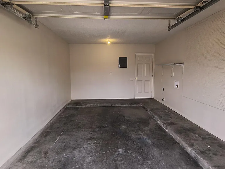 10406 Ashwood Dr — Photo 24