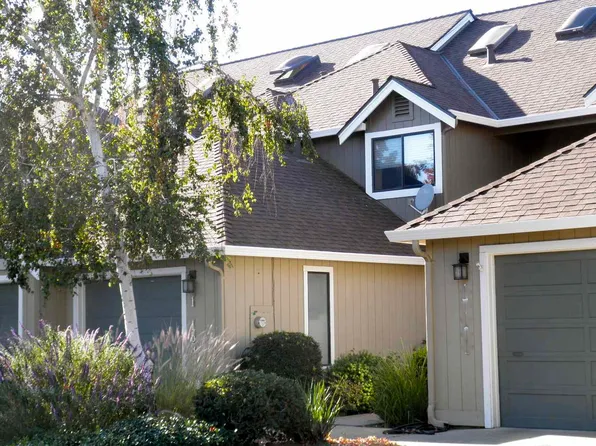 17159 Creekside Cir, Morgan Hill, CA 95037
