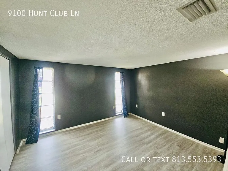 9100 Hunt Club Ln — Photo 42