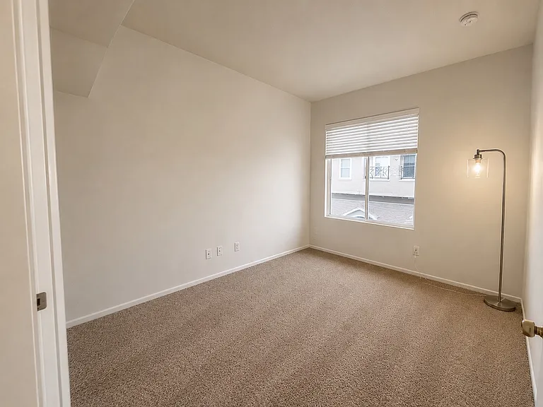 2260 Indigo Hills Dr #4 — Photo 8