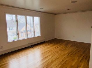 353 3rd St FLOOR 2, Lyndhurst, NJ 07071