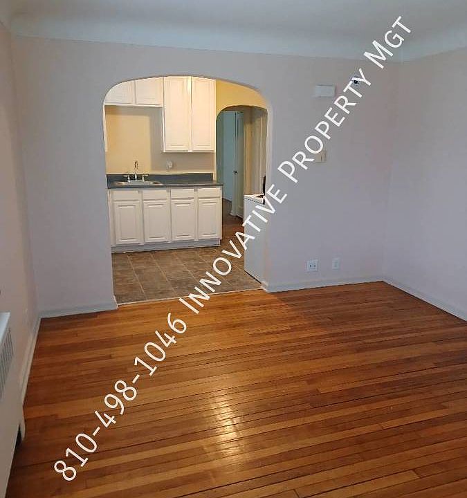 712 S Grand Traverse St APT 1, Flint, MI 48502 Zillow