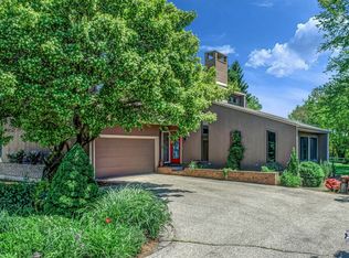 6520 Scott Ln, Crystal Lake, IL 60014