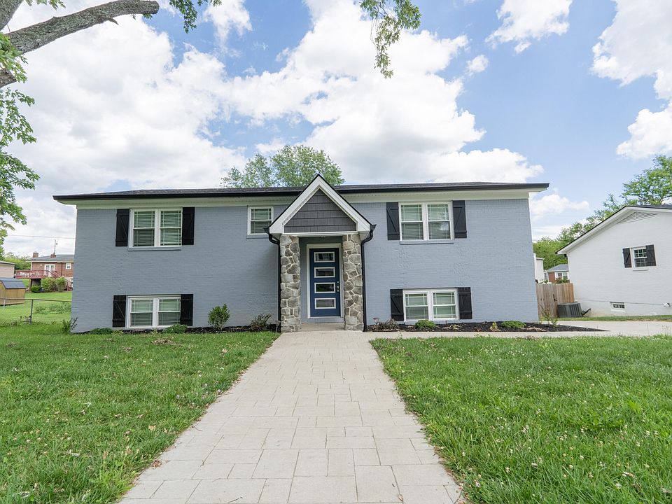 1st image of 150 Lee Dr