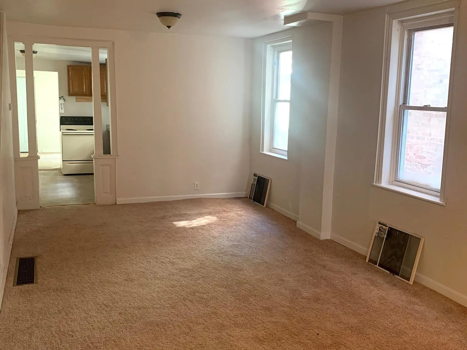 4 bed, 1346 sqft, $1,450 — Photo 4