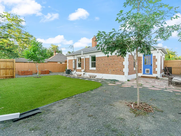 3947 Haddon Rd — Photo 48