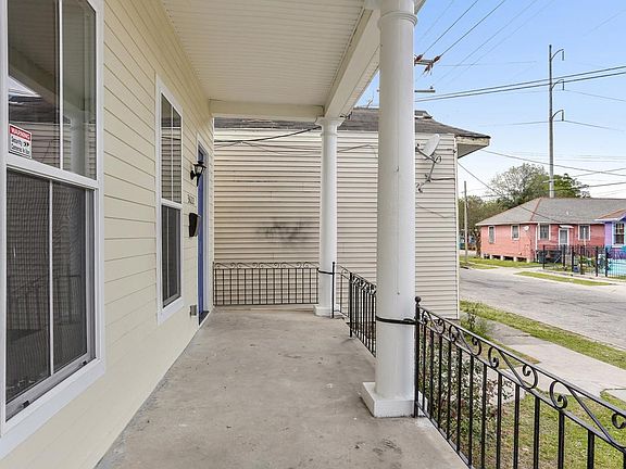 3rd image of 3622 Baudin St