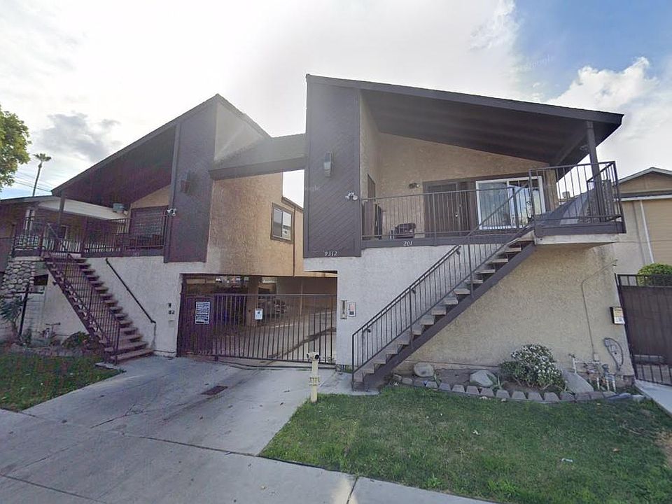 1st image of 9312 Palm St